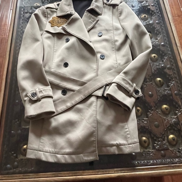 ZARA Classic Double-Breasted Tan Trench Coat - Picture 3 of 9